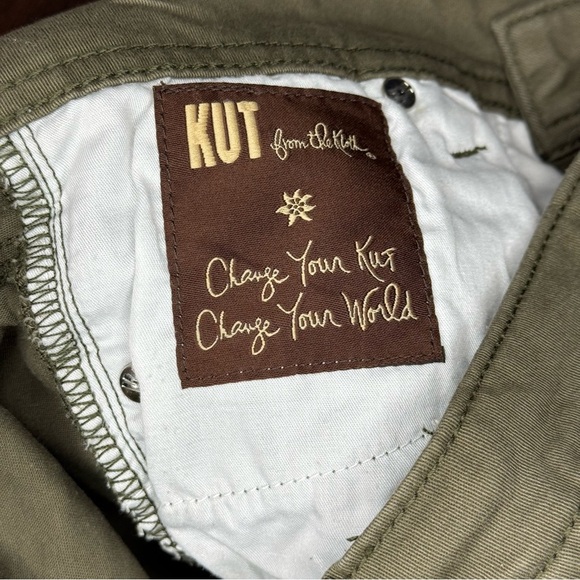 Kut From Cloth Catherine Slim Boyfriend Crop Capri Pants Army Green Size 4 EUC - Picture 8 of 12